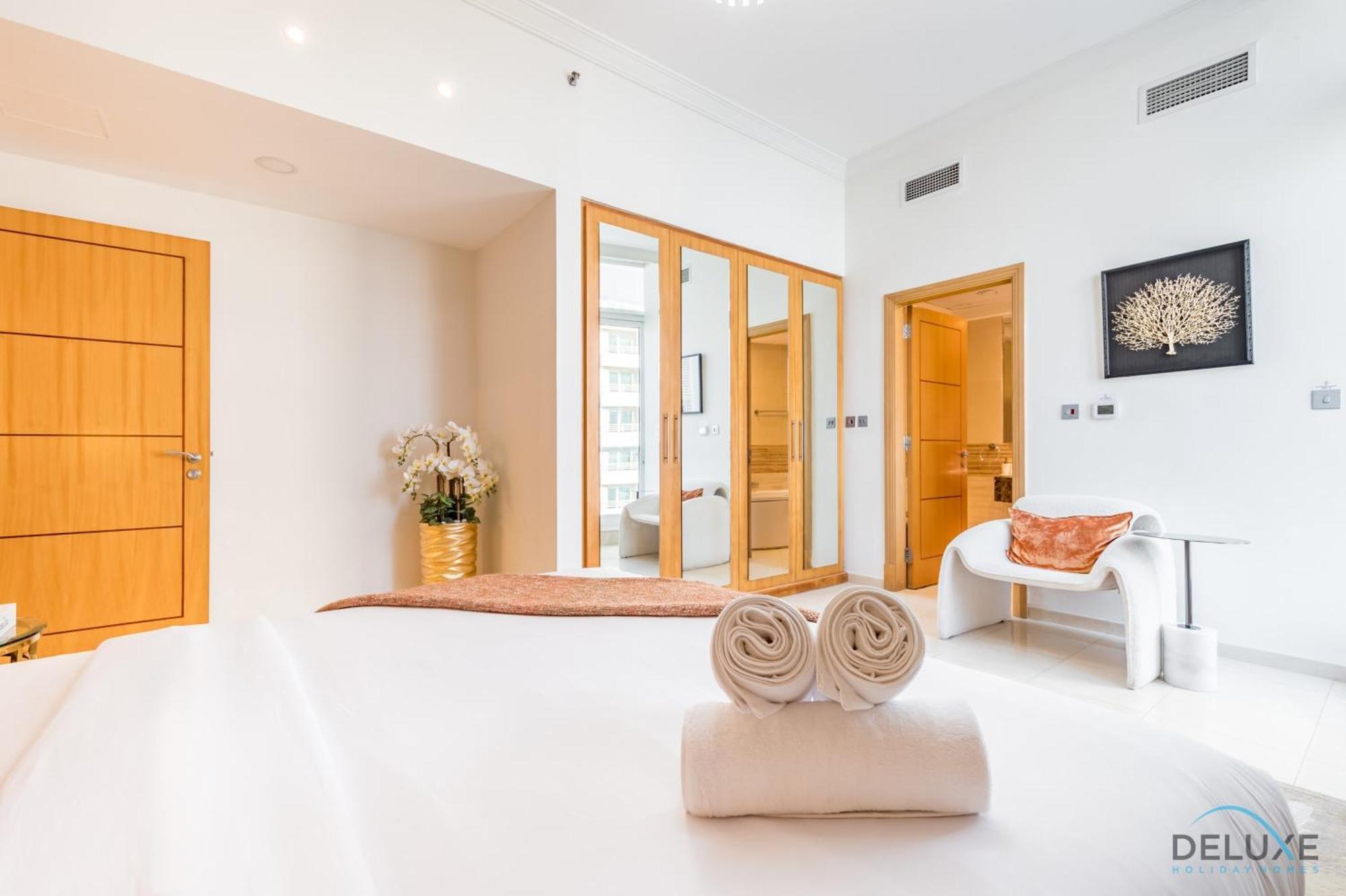 Apartment Massive 2br In Waterfront, Marina By Deluxe Homes Dubai