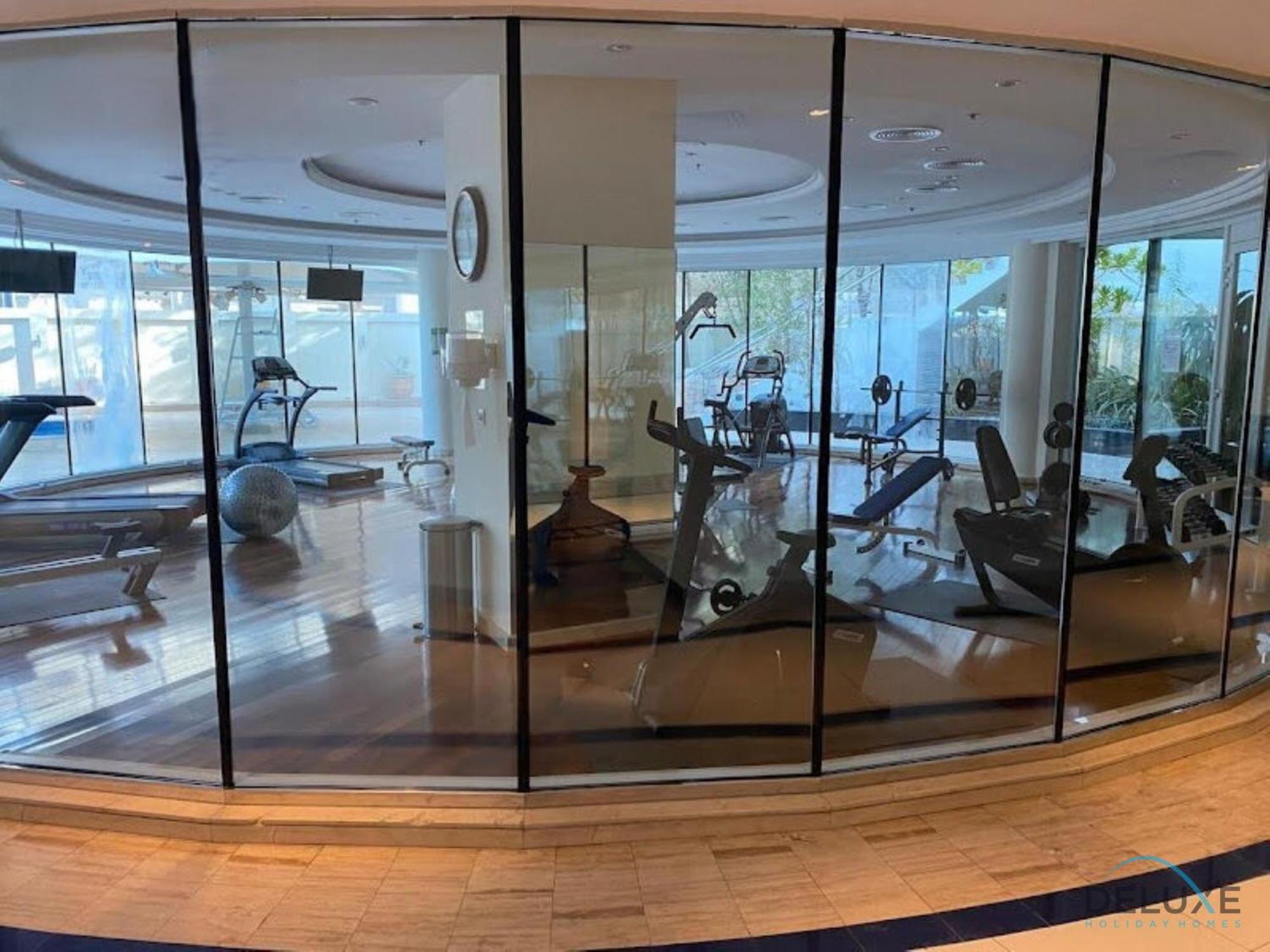 Massive 2br In Waterfront, Marina By Deluxe Homes Apartment *